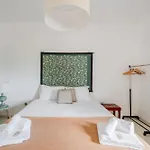 Villa White Conus By Rentbeat *