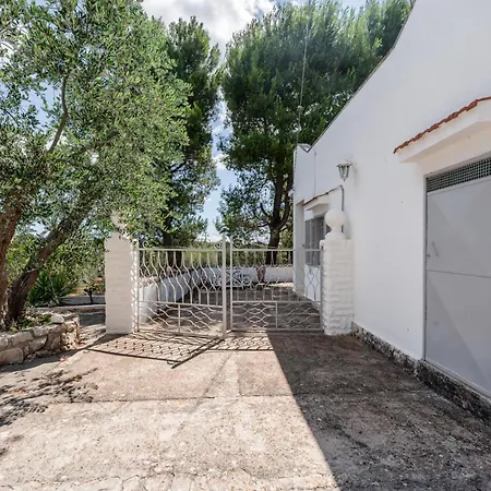 Villa White Conus By Rentbeat *