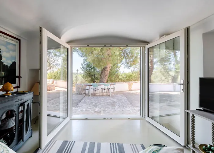 White Conus By Rentbeat Villa *