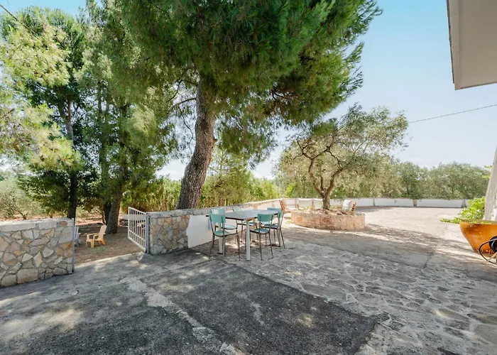 Villa White Conus By Rentbeat *