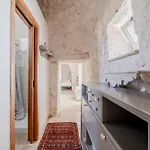 فيلة White Conus By Rentbeat