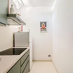 White Conus By Rentbeat * أوستوني