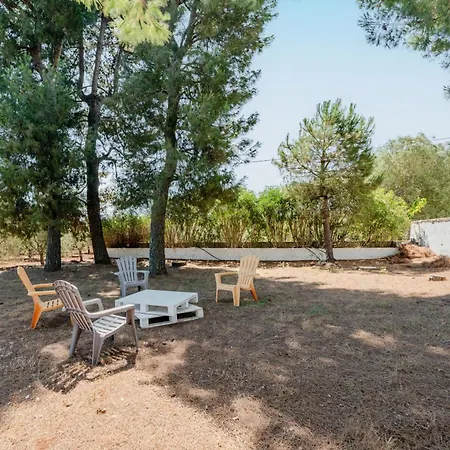 Villa White Conus By Rentbeat *