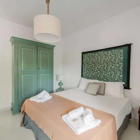 White Conus By Rentbeat * Ostuni