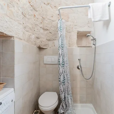 White Conus By Rentbeat *