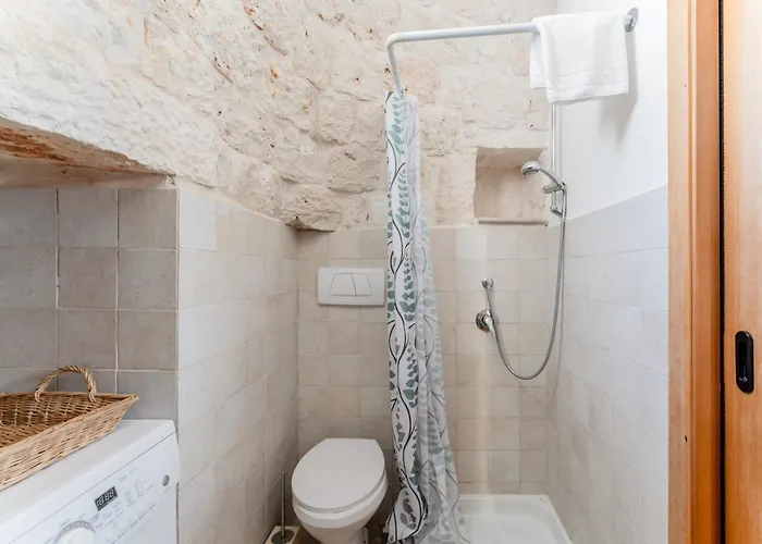 White Conus By Rentbeat *